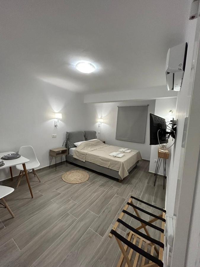 Dk Square Apartman Ándros Kültér fotó